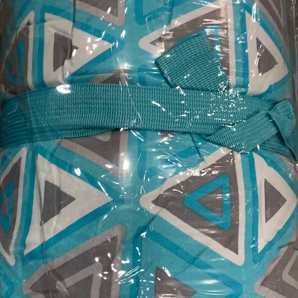 novafoam Roll-Out Memory Foam Lounger, Reversible - Picture 13 of 16